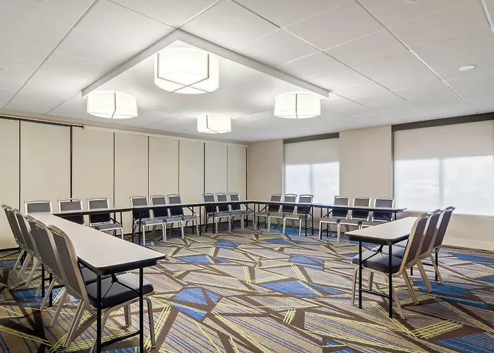 Holiday Inn Express & Suites Jacksonville South East - Medical Center Area By Ihg