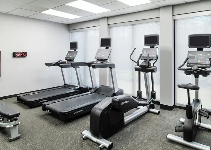Courtyard By Marriott Providence Lincoln