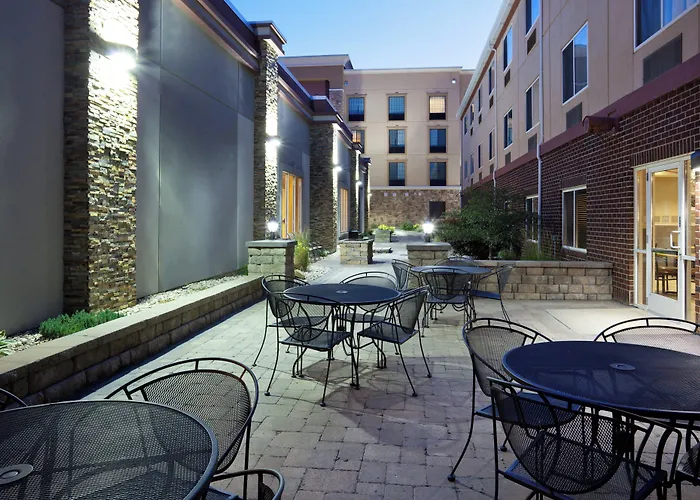 Holiday Inn Express & Suites Aberdeen By Ihg