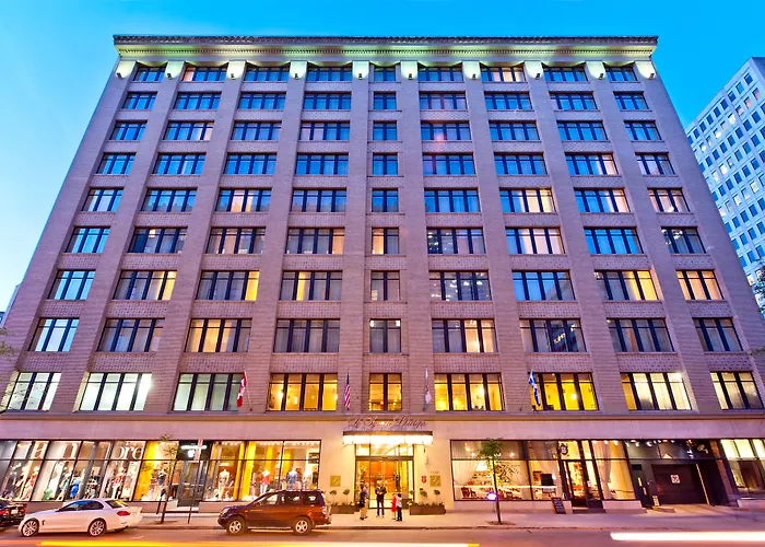 Le Square Phillips Hôtel&Suites