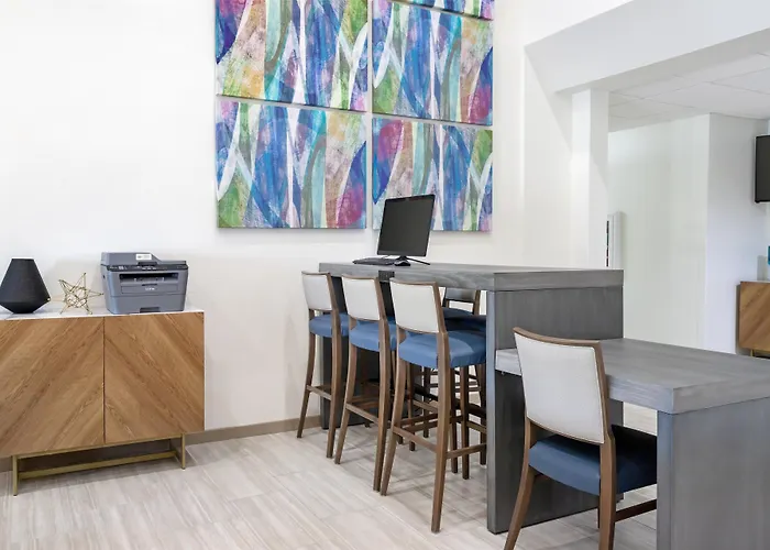 Best Western Plus Executive Hotel & Suites