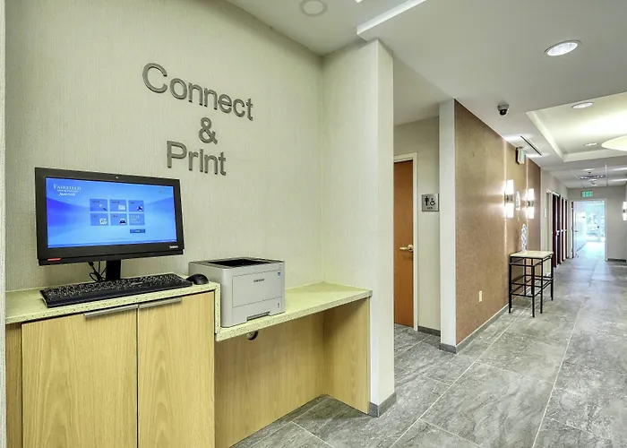 Fairfield Inn & Suites Woodbridge