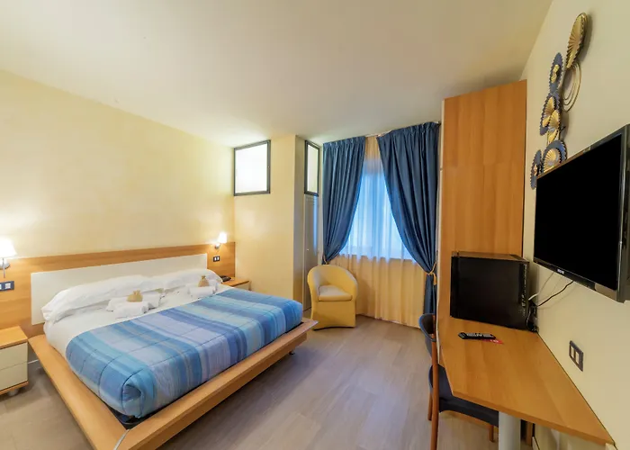El Patio Hotel