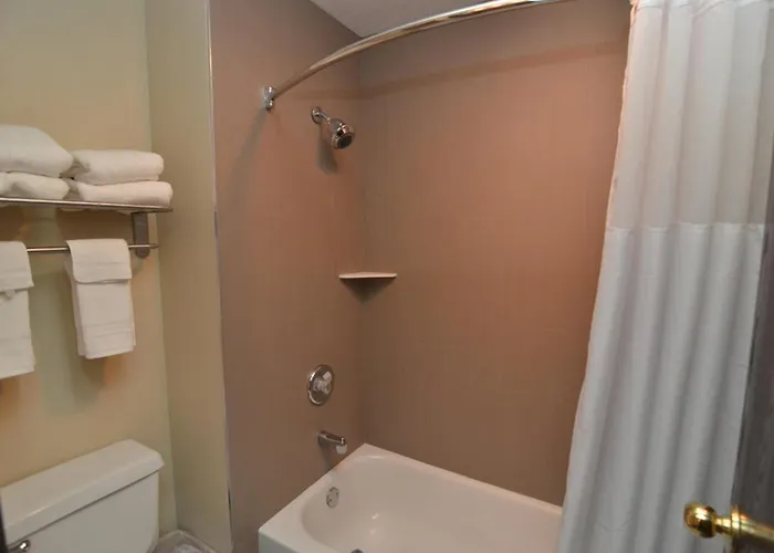 Super 8 By Wyndham Altoona