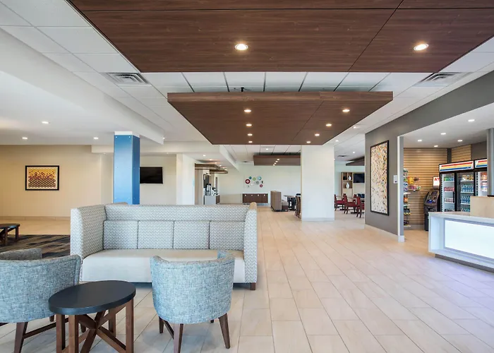 Holiday Inn Express & Suites Ludington By Ihg
