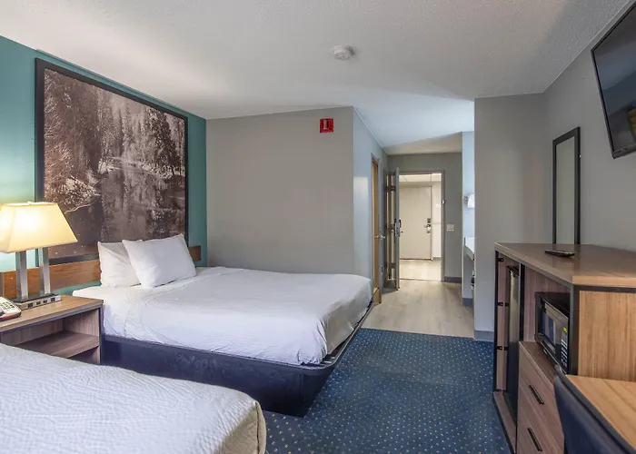 Super 8 By Wyndham Rockford I-90 Casino District