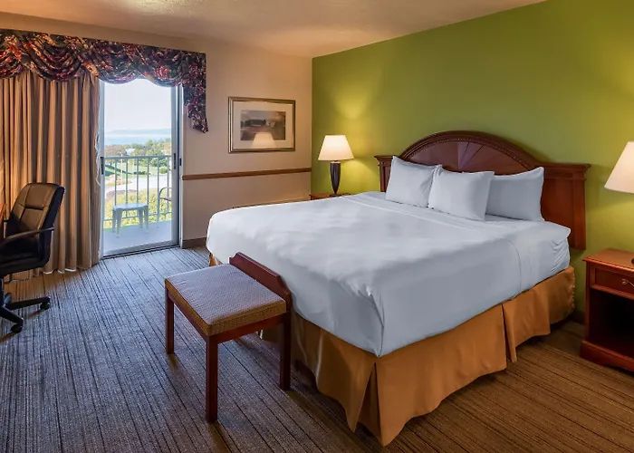 Apple Tree Inn; Surestay Collection By Best Western