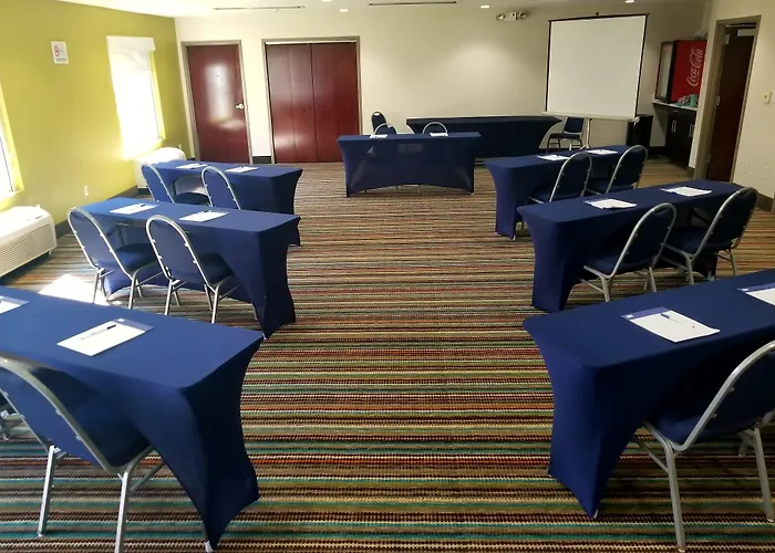 Holiday Inn Express Hotel & Suites Mebane By Ihg