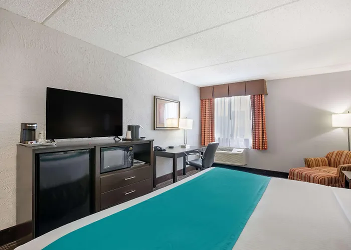 Best Western Waukesha Grand