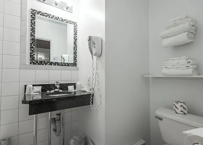 Hotel le Roberval