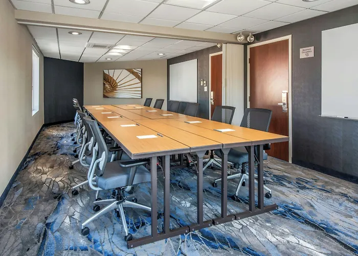 Fairfield Inn And Suites By Marriott San Jose Airport
