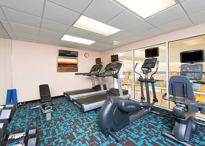 Fairfield Inn And Suites By Marriott Chicago St. Charles