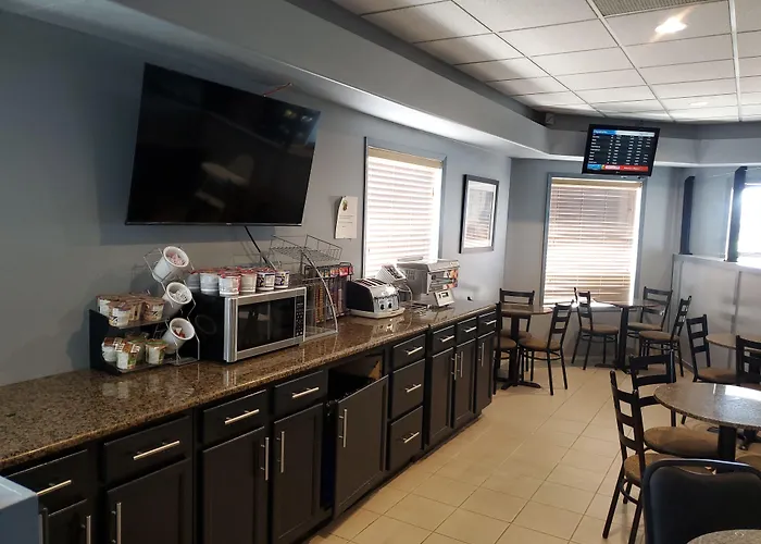 Super 8 By Wyndham Edmonton International Airport
