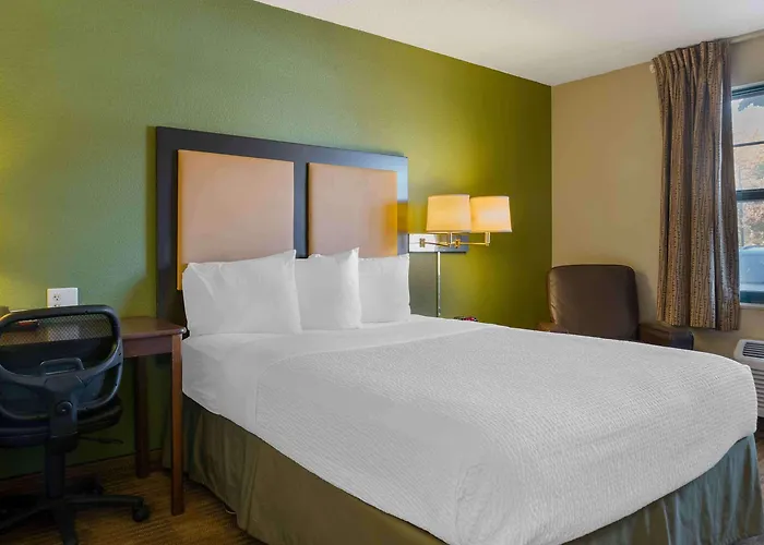 Extended Stay America Suites - Detroit - Metropolitan Airport