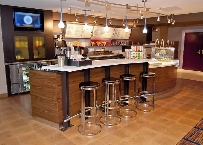 Courtyard By Marriott Cincinnati Airport