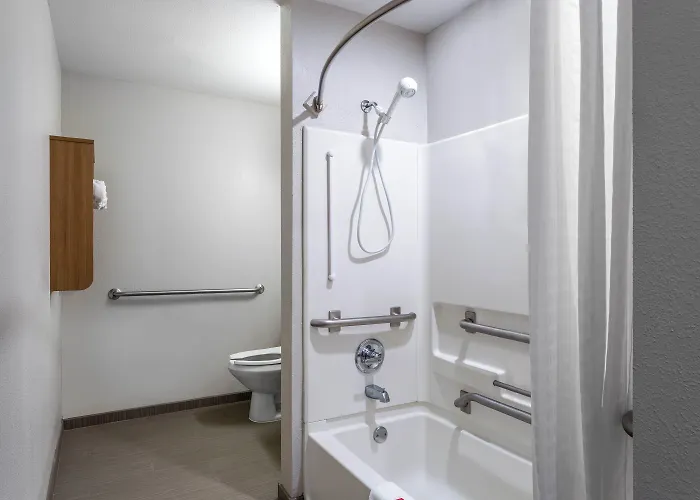 Microtel Inn & Suites By Wyndham Burlington