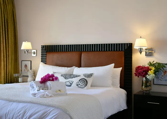 Princess Heights Luxury Condo Hotel
