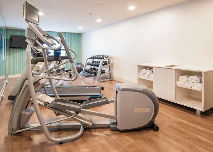 Holiday Inn Express & Suites Plano West - Frisco By Ihg
