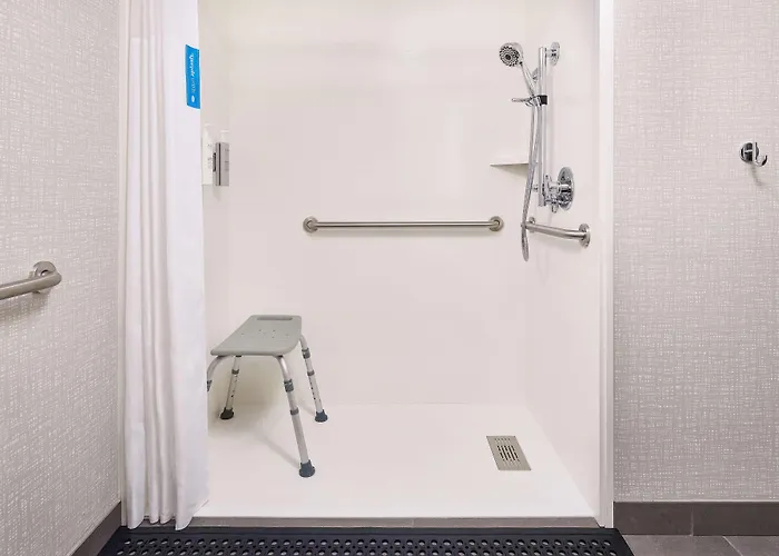 Hampton Inn Massillon