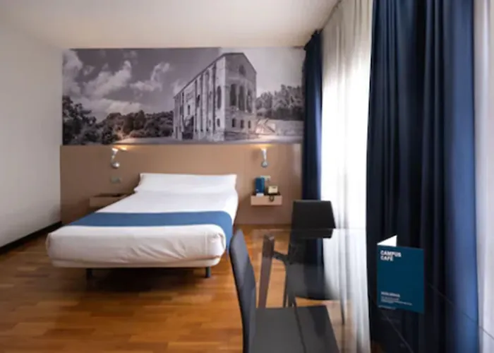 Aparthotel Campus