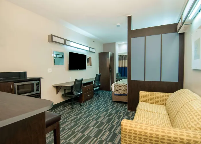 Microtel Inn And Suites Lafayette