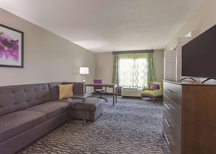 La Quinta By Wyndham Columbus North