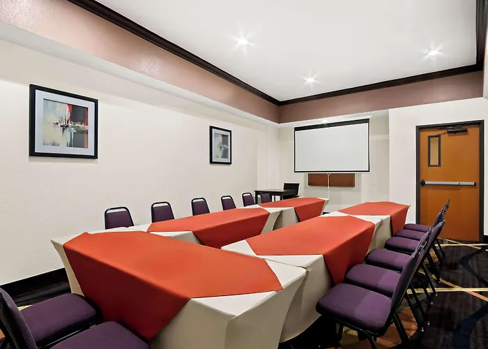 Best Western Plus Rockwall Inn & Suites