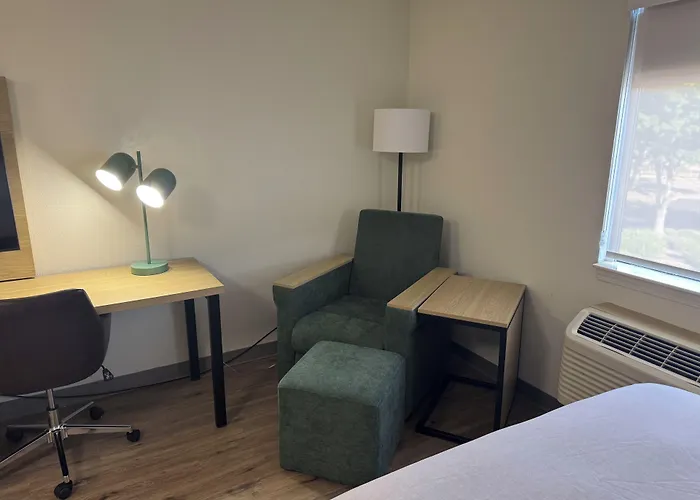 Sonesta Select Nashville Airport Suites
