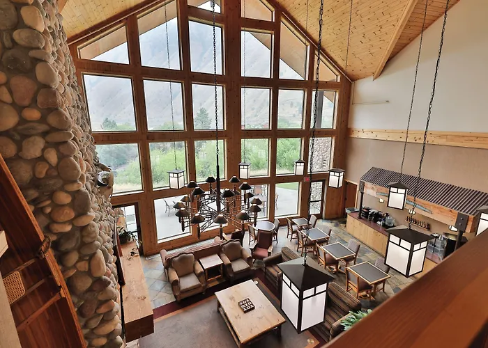 Best Western Plus Salmon Rapids Lodge