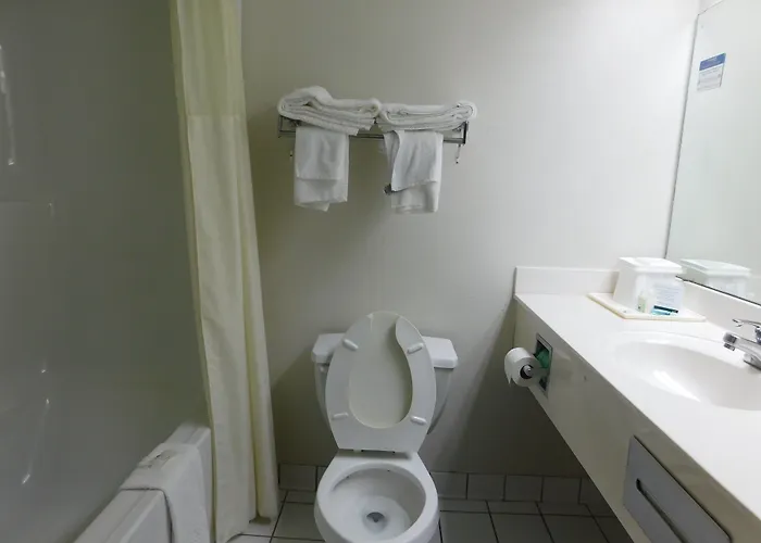 Quality Inn & Suites Thomasville-High Point