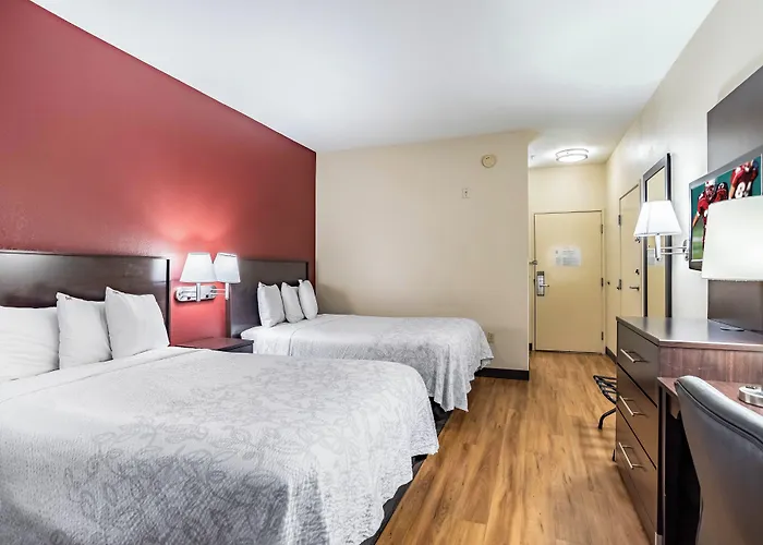 Red Roof Inn Plus Austin South - Airport