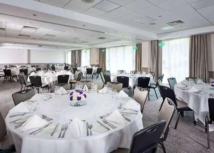 Doubletree By Hilton Bristol North