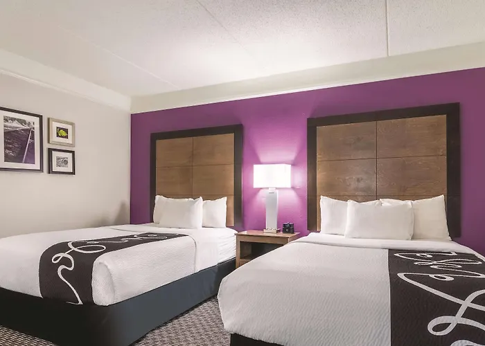 La Quinta By Wyndham Alexandria Airport