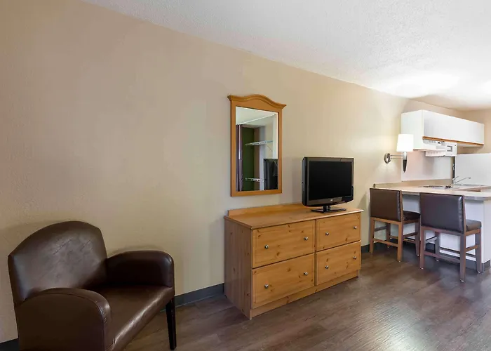 Extended Stay America Suites - Cleveland - Airport - North Olmsted
