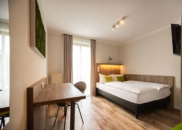 Hotel Perlach Allee By Blattl