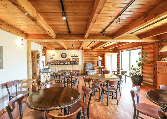 The Boulder Creek Lodge