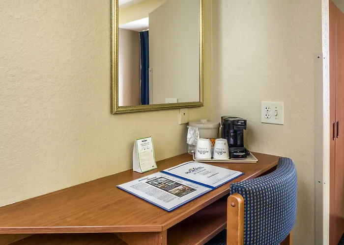 Microtel Inn & Suites Leesburg