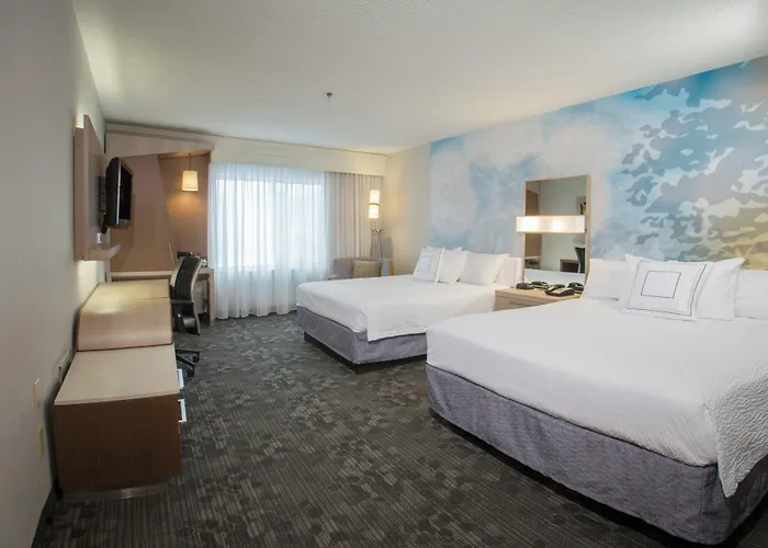 Courtyard Boston Raynham
