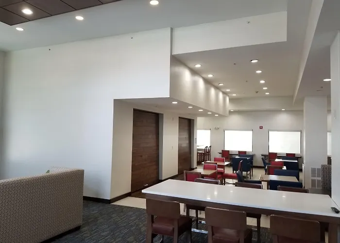 Holiday Inn Express Birch Run-Frankenmuth Area By Ihg