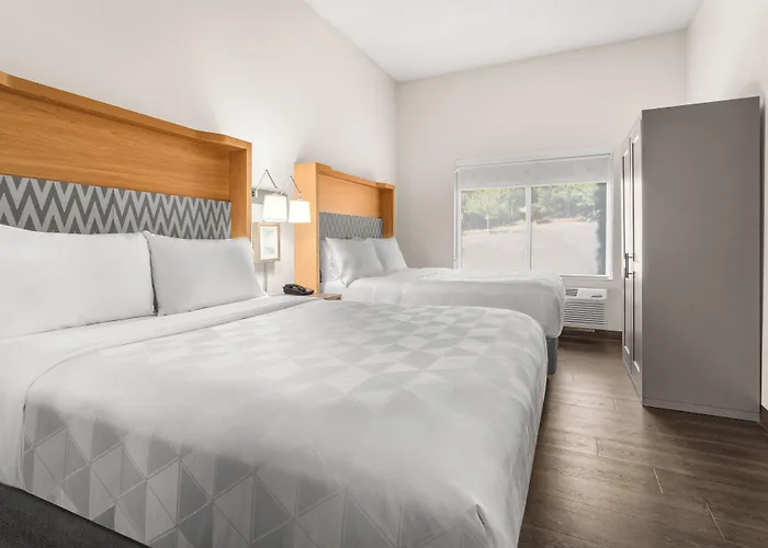 Holiday Inn & Suites Bothell An Ihg Hotel