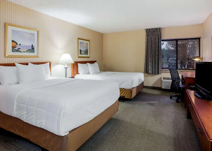 La Quinta Inn By Wyndham Detroit Southgate