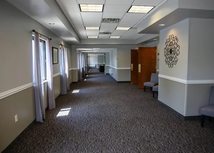 Americinn By Wyndham Mankato Event Center Near Msu