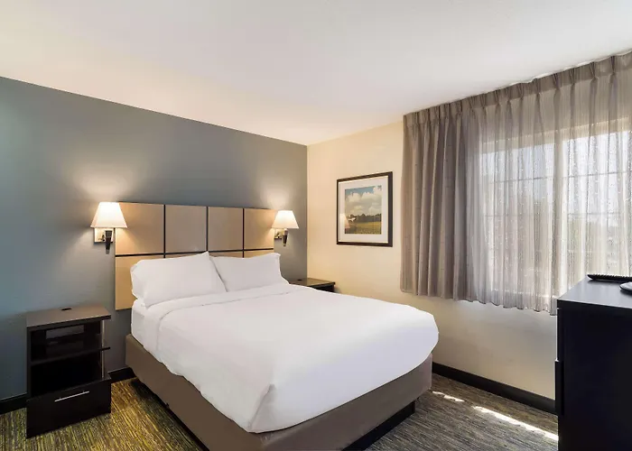 Sonesta Simply Suites Nashville Brentwood
