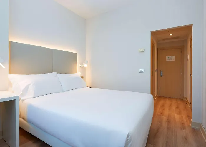 Nh Bilbao Deusto