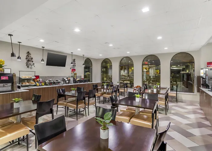 Best Western Plus Heritage Inn & Suites Houston,Pasadena,Deer Park,Channelview