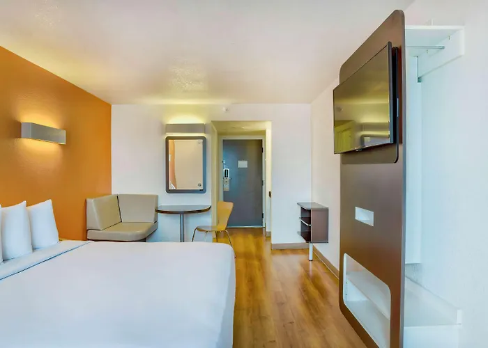 Motel 6-Los Angeles, Ca - Los Angeles - Lax