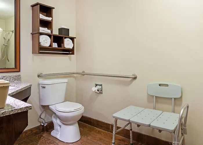 Best Western Colonial Inn
