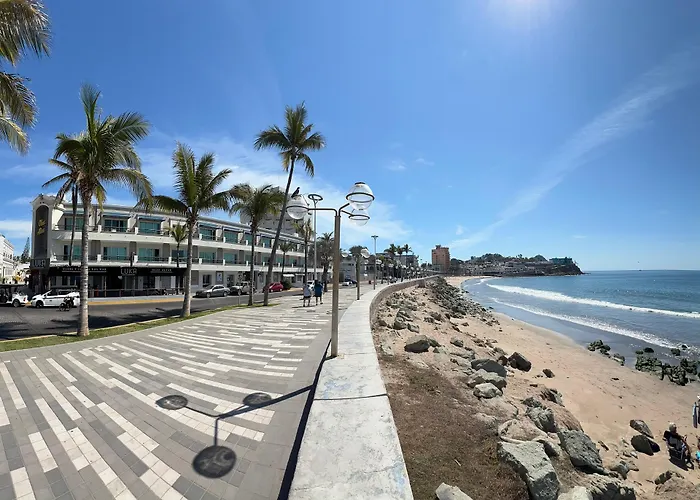 Hotel La Siesta Malecon