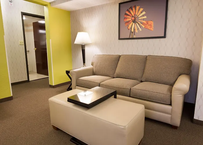 Drury Inn & Suites Houston Galleria