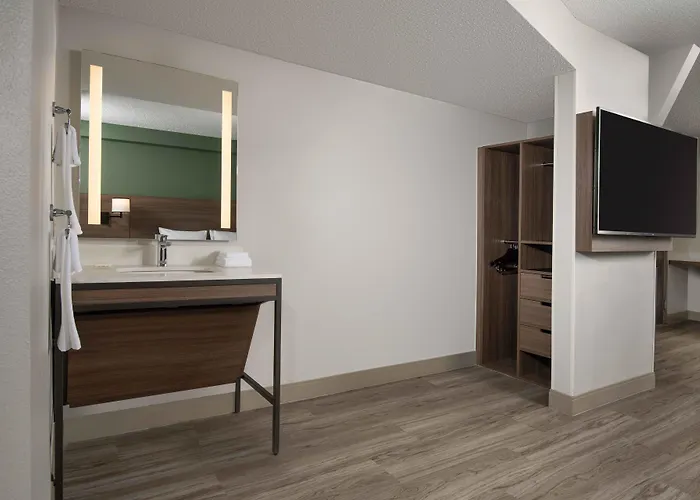 Hyatt Place Denver-South/Park Meadows